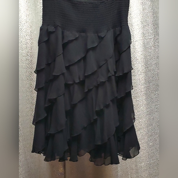 Black Skirt Multi Layered with Wide Elastic Waistband - Picture 10 of 10